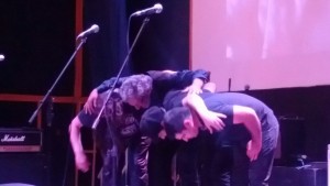 soule-y-grupo-despidiendose